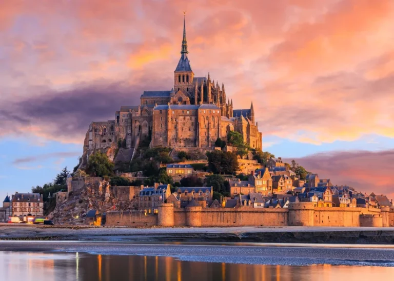 9 DAY Paris – Loire – Normandy